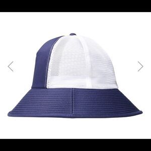 New Facetasm ACC Navy white bucket hat sz 2